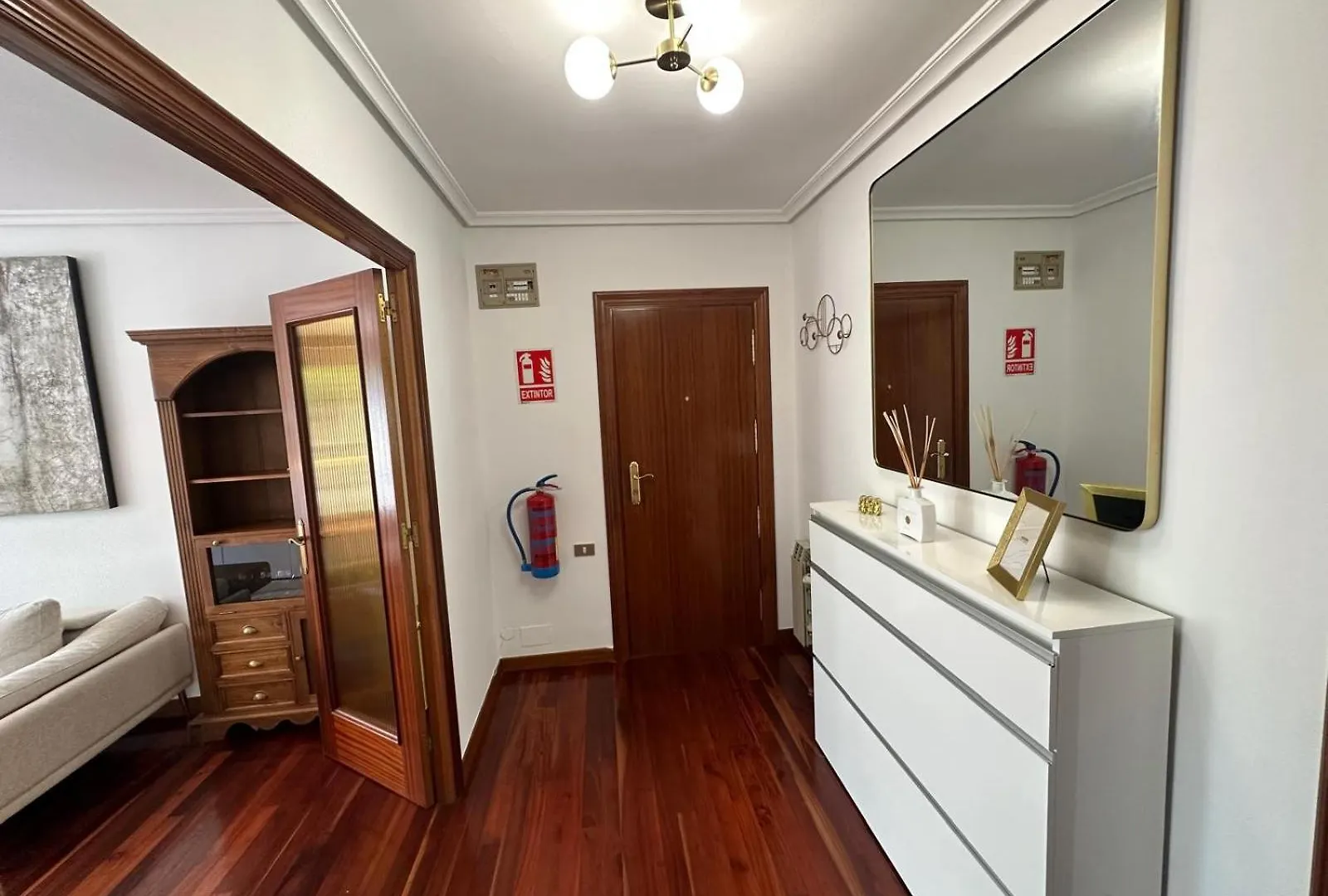 Apartamento En Menendez Pelayo Santander 0*,